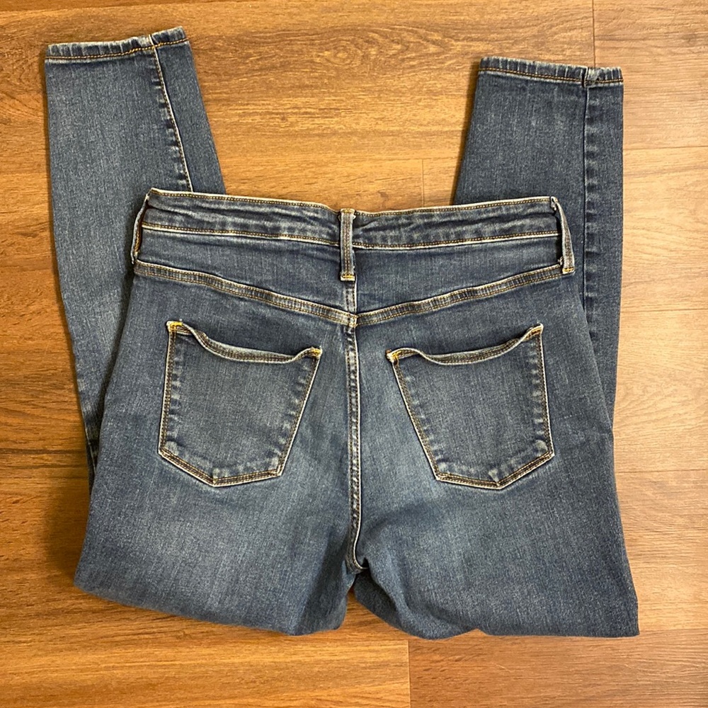 Universal Thread High Rise Skinny - Picture 3 of 10